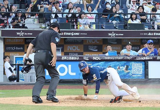지난 11일 퓨처스 올스타전서 홈으로 들어오는 정현창.      연합뉴스