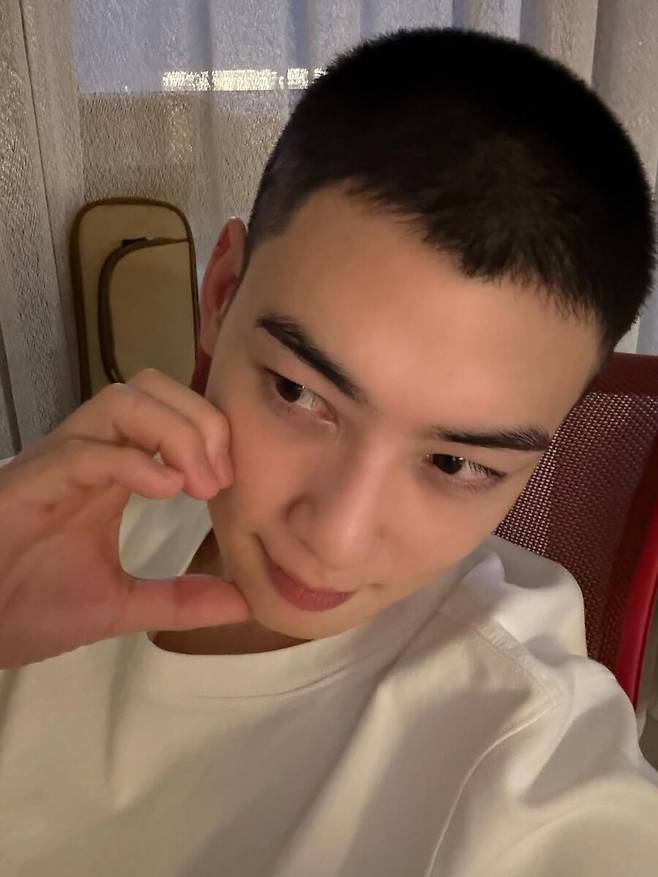 ▲ 출처|차은우 인스타그램
