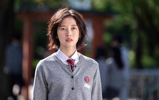 'S라인' 속 아린 /사진=웨이브