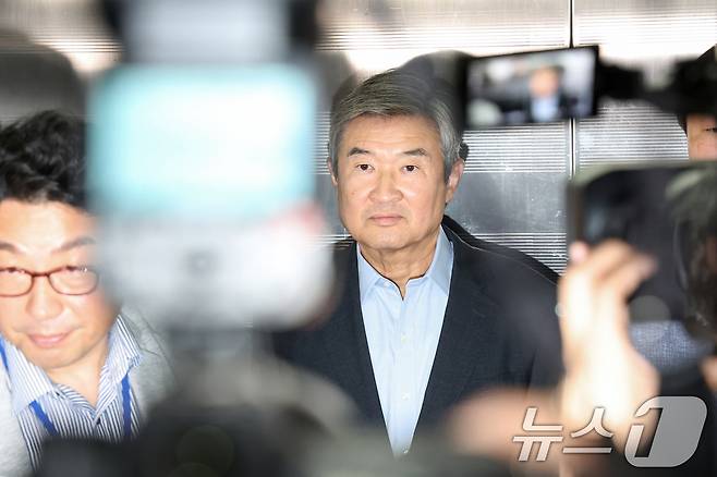 조태용 전 국가정보원장이 29일 오전 서울 서초구 '순직 해병 특검'(이명현 특별검사) 사무실에 피의자 신분으로 출석하고 있다. 2025.7.29/뉴스1 ⓒ News1 민경석 기자