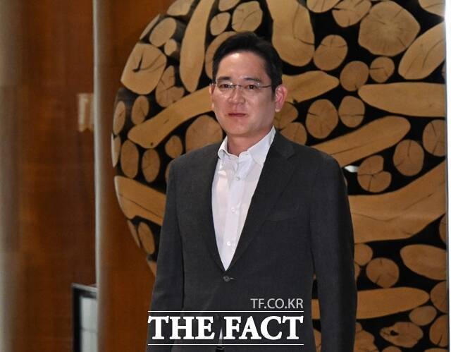 이재용 삼성전자 회장이 29일 미국과의 관세 협상을 지원하기 위해 미국 출장길에 오른 것으로 보인다. /더팩트 DB