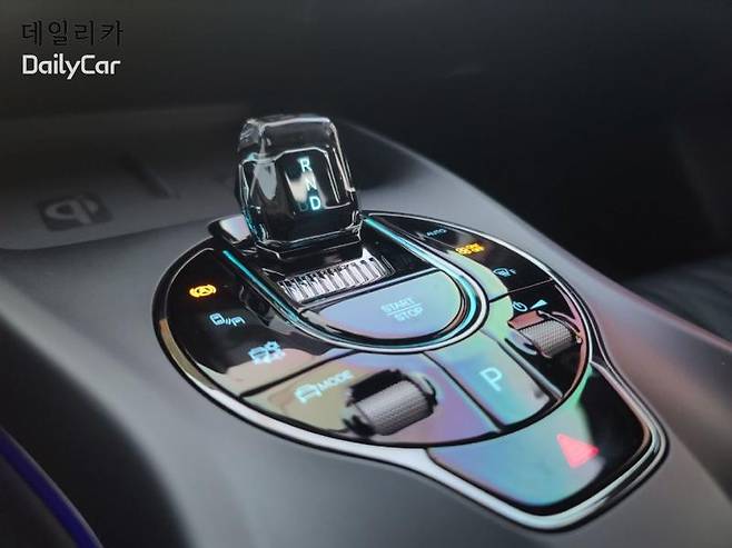 BYD 씰 (SEAL) (센터터널, 변속레버)