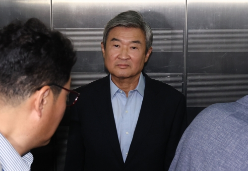 조태용 전 국가정보원장이 29일 직권남용 권리행사 방해 혐의 조사를 받기 위해 서울 서초구 순직해병특검에 피의자 신분으로 출석하고 있다. [사진 출처 = 연합뉴스]