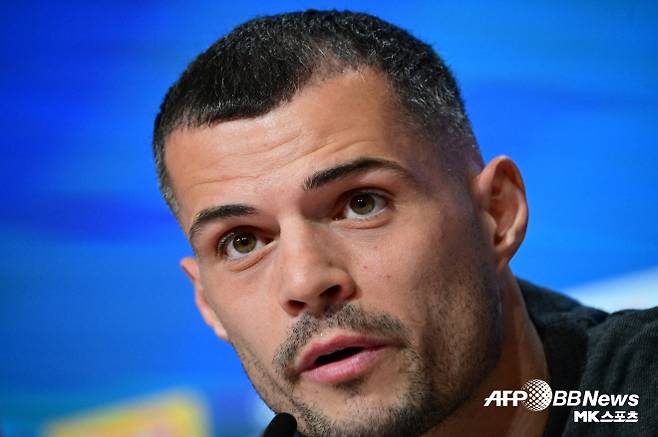 그라니트 자카(32·스위스)가 잉글랜드 프리미어리그(EPL)로 돌아온다. 영국 ‘BBC’는 7월 29일 “선덜랜드가 레버쿠젠과 자카 이적에 합의했다”며 “기본 이적료 1,300만 파운드(한화 약 241억 원)에 옵션을 포함하면 최대 1,700만 파운드(약 316억 원)까지 늘어날 수 있다”고 전했다. ‘BBC’는 이어 “자카는 곧 메디컬 테스트를 진행한다. 이를 마치면 선덜랜드와의 3년 계약에 서명할 것”이라고 했다. 사진=AFPBBNews=News1