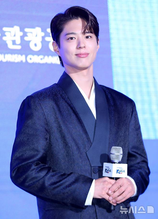 [서울=뉴시스] 김혜진 기자 = 배우 박보검이 29일 오전 서울 강남구 SJ쿤스트할레에서 열린 2025 한국 관광 명예홍보대사 위촉식에 참석해 있다. 2025.07.29. jini@newsis.com