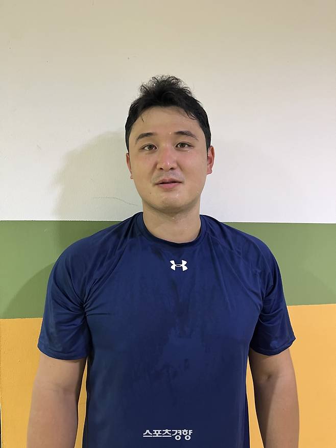 삼성 최원태가 지난 27일 수원구장에서 인터뷰하고 있다. 수원 | 김하진 기자