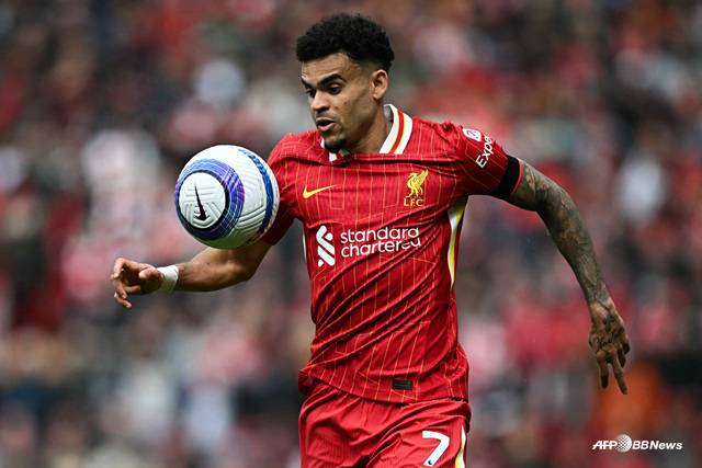 경기에 집중하는 루이스 디아스. /AFPBBNews=뉴스1