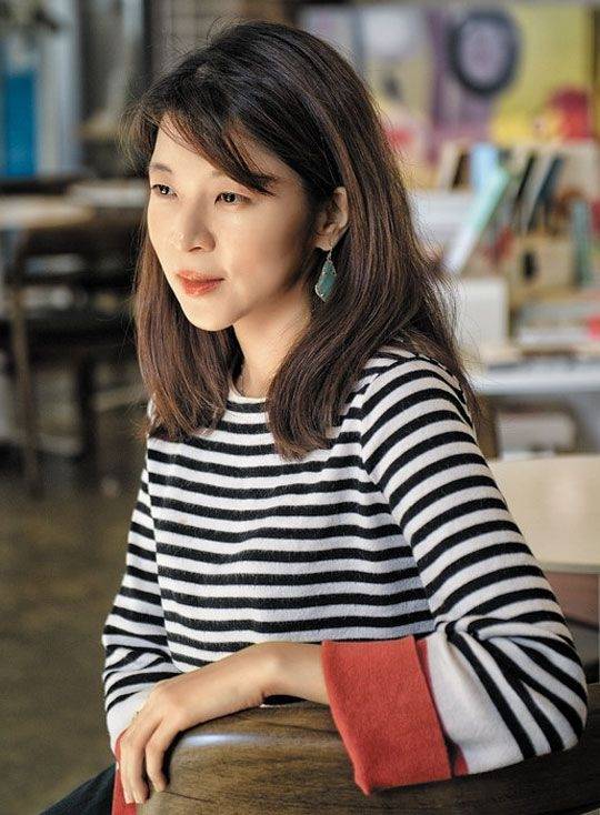 '젊음의 나라' 펴낸 소설가 손원평 [ⓒ오계옥cine21. 재판매 및 DB 금지]