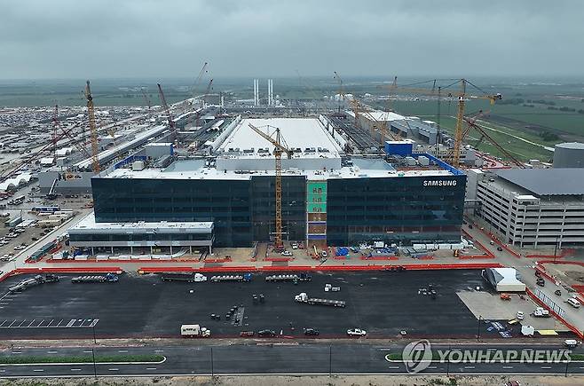 미국에 건설 중인 삼성전자 반도체 공장 (서울=연합뉴스) 미국 텍사스주 테일러시에 건설 중인 삼성전자 반도체 공장 전경. 2025.2.14 [삼성전자 제공. 재판매 및 DB 금지] photo@yna.co.kr