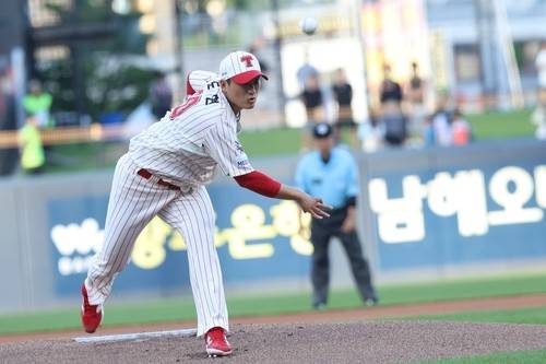 KIA 선발 김도현의 투구 [KIA 타이거즈 제공. 재판매 및 DB 금지]