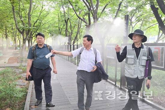▲ 울산시의회 홍유준 문화복지환경위원장이 29~30일 도시의 지속가능성과 전통시장 활성화 방안을 모색하기 위해 서울 일대 현장 방문을 실시했다. 시의회 제공