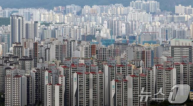 서울 남산에서 바라본 아파트 모습. /뉴스1 ⓒ News1 김명섭 기자