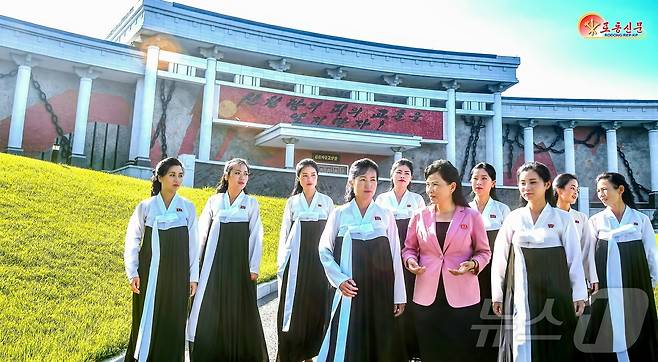 (평양 노동신문=뉴스1) = 북한 노동당 기관지 노동신문은 30일 신천계급교양관 일꾼(간부)들과 강사, 종업원들이 새로운 결의를 안고 분발하고 있다고 보도했다. [국내에서만 사용가능. 재배포 금지. DB 금지. For Use Only in the Republic of Korea. Redistribution Prohibited] rodongphoto@news1.kr