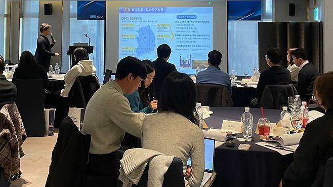 지난해 1월 부산 해운대구 한 호텔에서 열린 기술사업화 성과 공유 행사에서 손원일 인제글로벌기술사업화센터장이 인제대의 기술이전 사업 성과를 발표하고 있다. 인제대 제공