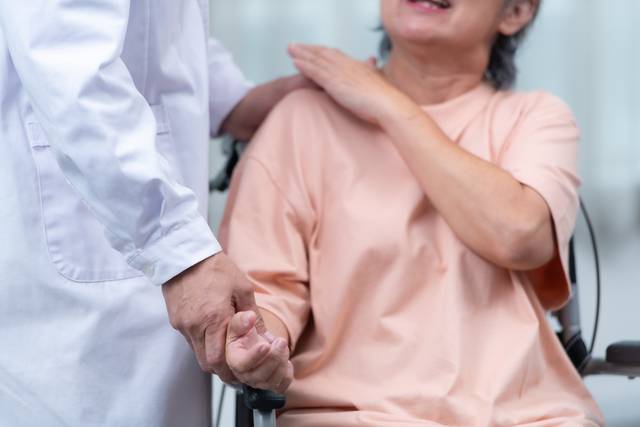 2023년 기준 한국인의 기대수명이 83.5년으로 OECD 평균보다 2년 넘게 긴 것으로 나타났다. 사진은 기사의 특정 사실과 관련 없음. 게티이미지뱅크