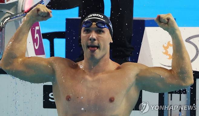 남자 평영 50ｍ에서 우승한 시모네 체라수올로 [EPA=연합뉴스]