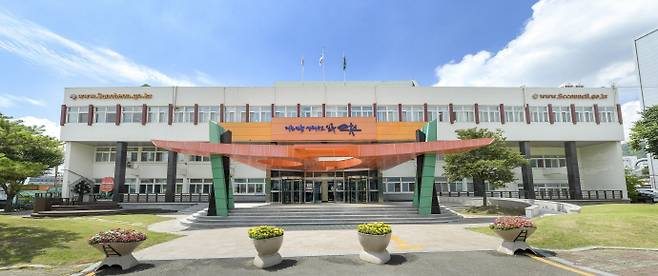 순천시가 조부모가 손자를 돌보면 돌돔수당을 지급하기로 했다.