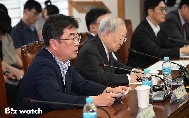 김태정 삼성전자 상무가 31일 서울 마포구 경총회관에서 열린 노동조합법 개정 관련 긴급 기자회견에서 발언하고 있다./사진=이명근 기자 qwe123@