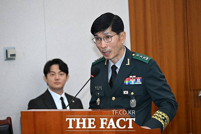 임기훈 전 국가안보실 국방비서관이 2024년 7월 19일 오전 서울 여의도 국회 법제사법위원회에서 열린 '윤석열 대통령 탄핵소추안 발의 요청' 청원 청문회에 증인 출석해 의원 질의에 답변하고 있다. /국회=남윤호 기자