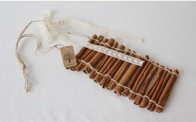 팻플랜트의 핸드메이드 시나몬 가랜드. [오늘의집 캡처]