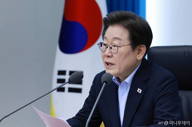 이재명 대통령이 31일 서울 용산 대통령실 청사에서 열린 제6차 수석보좌관회의에 발언하고 있다. 2025.07.31./사진=뉴시스 /사진=고범준