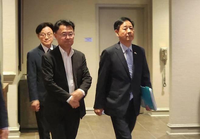 구윤철 경제부총리(오른쪽). 연합뉴스