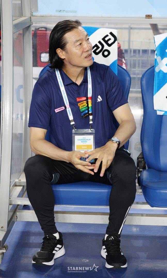 김판곤 감독. /사진=김진경 대기자.