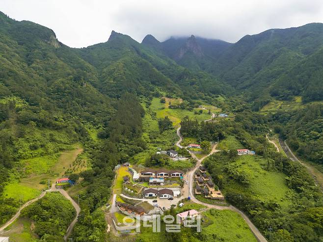 하늘에서 내려다본 스테이너와