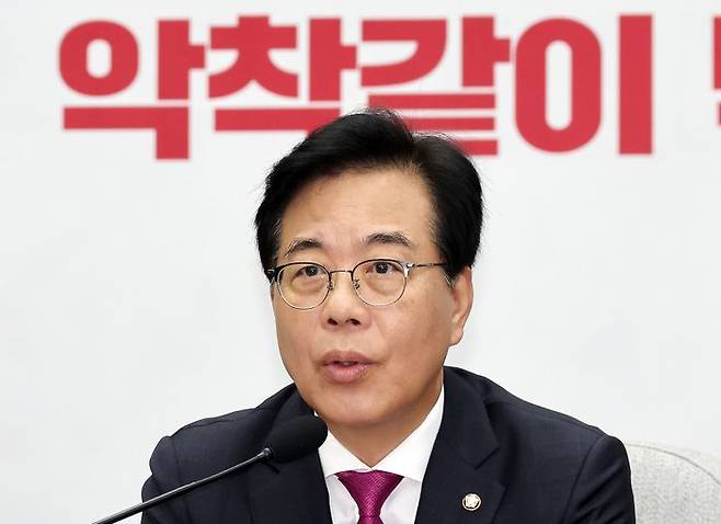 송언석 국민의힘 비상대책위원장 겸 원내대표가 1일 오전 국회에서 열린 원내대책회의에서 발언하고 있다. ⓒ뉴시스