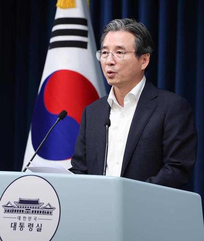 김용범 정책실장이 31일 서울 용산구 대통령실 청사에서 한국형 차세대 전력망 관련 브리핑을 하고 있다. 2025.7.31. 뉴스1