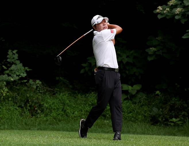 임석규(56·바이네르)가 제15회 그랜드CC배 KPGA 시니어 골프대회 정상에 올랐다. KPGA 제공