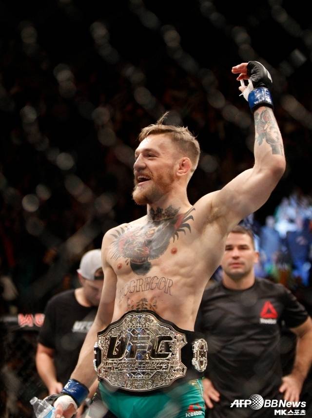 맥그리거는 UFC 최고의 스타로서 모두가 그와의 만남을 기대했다. 물론 지금은 옥타곤을 떠난 지 오랜 시간이 지나 시들었으나 맥그리거와의 매치는 곧 거액을 벌 수 있는 기회이기에 모두가 바랄 수밖에 없었다. 사진=AFPBBNews=News1