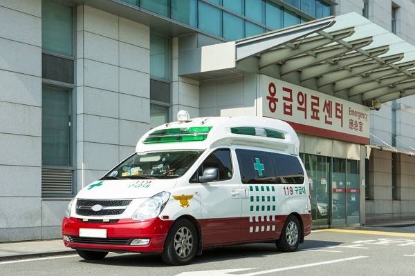인천 강화도 한 카페에서 남편의 성기를 절단한 50대 아내가 살인미수 혐의로 체포됐다. 사진은 기사 내용과 직접적인 관련이 없음. /사진=클립아트코리아