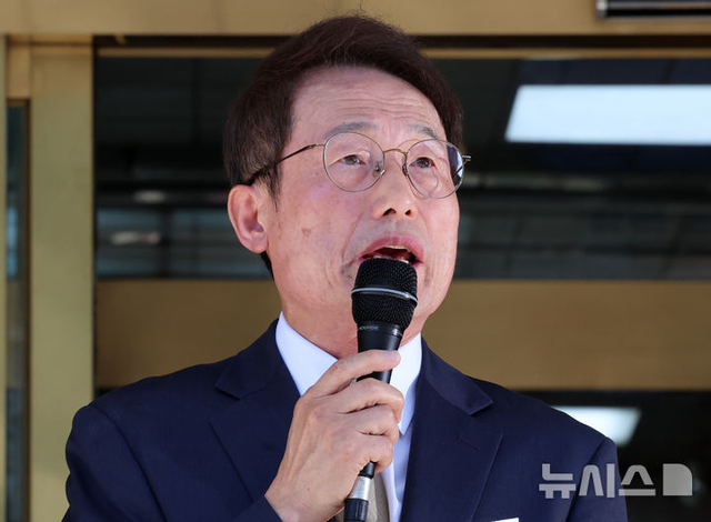 뉴시스
