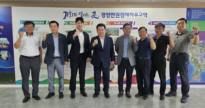 일본의 드론 전문 기업인 리베라웨어의 김태홍 한국지사장이 광양경자청을 방문해 광양만권의 투자 환경을 청취하고 향후 협력 방안을 논의했다.