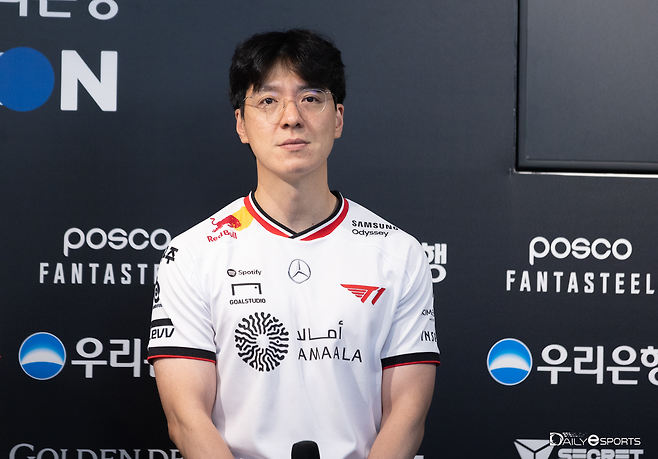 T1 '꼬마' 김정균 감독