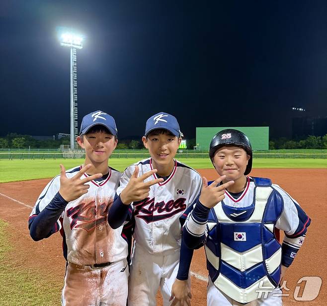 U-12 야구대표팀의 양레오, 권윤서, 민동현(왼쪽부터). (대한야구소프트볼협회 제공)