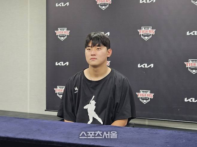 KIA 김도영이 2일 광주-기아 챔피언스 필드에서 열린 2025 KBO리그 한화전에 앞서 훈련을 마친 후 인터뷰에 응했다. 광주 | 김동영 기자 raining99@sportsseoul.com