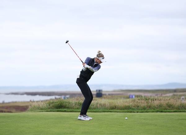 고진영, 전인지, 김효주, 최혜진, 윤이나, 유해란, 김세영, 김아림, 방신실, 양희영, 이소미, 임진희 프로, 이민지, 리디아 고, 넬리 코다 등이 출전한 2025년 미국여자프로골프(LPGA) 투어 메이저 골프대회 AIG여자오픈. 세계랭킹 1위 넬리 코다가 2라운드에서 경기하는 모습이다. 사진제공=Morgan Harlow/R&A/R&A via Getty Images