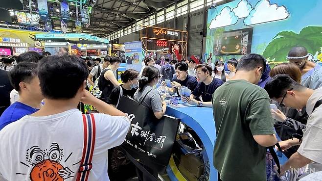 ▲ 인파가 어느 정도 정리되고 난 뒤에 퀴즈 시작