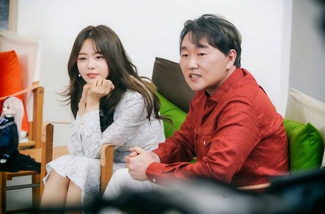 [서울=뉴시스] 서유리(왼쪽), 최병길 PD. (사진=JTBC 제공) 2025.08.02. photo@newsis.com *재판매 및 DB 금지