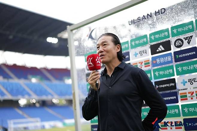 [서울=뉴시스] 프로축구 K리그1 울산 HD의 김판곤 감독. (사진=한국프로축구연맹 제공) *재판매 및 DB 금지