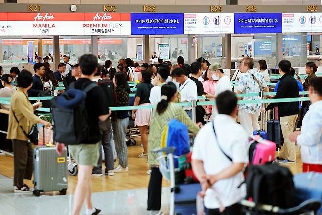 전염력, 치명률 높은 질환은 해외에서 감염될 경우 더 위험할 수 있다. 연합뉴스 자료사진