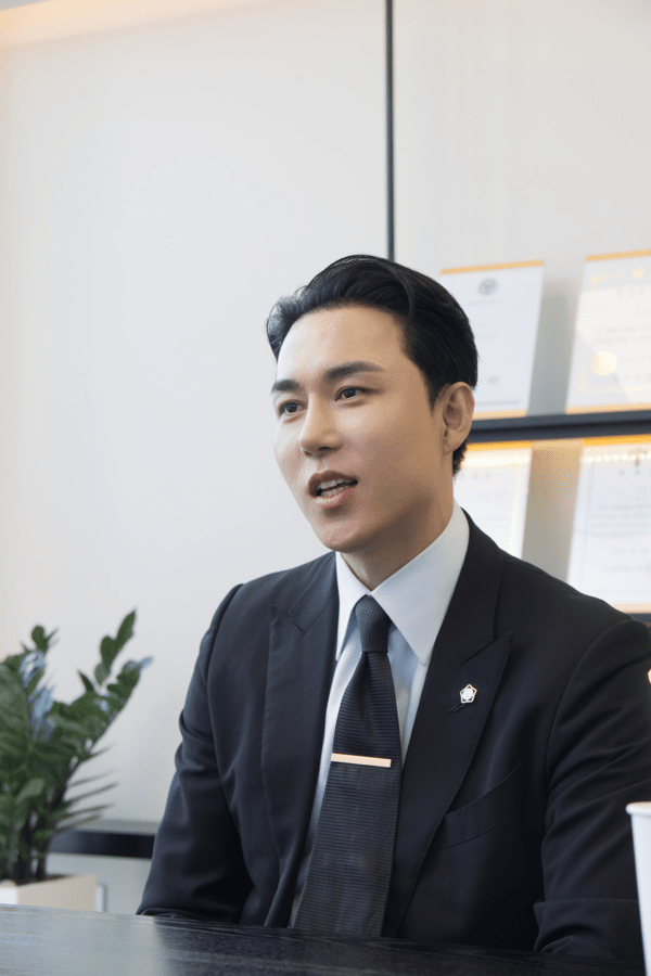 한정무 변호사는 농구계에 등장한지 1년 만에 스타 선수와 잇따라 계약을 성사시키고 있다. 사진=이종현 기자
