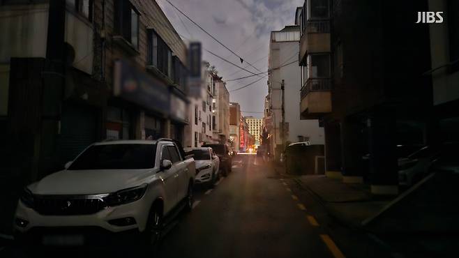 정전이 발생한 제주시 이도2동의 한 도로 (사진, 김재연 기자)