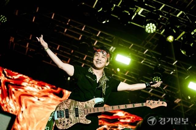 크라잉넛의 뜨거운 무대. 황영식기자