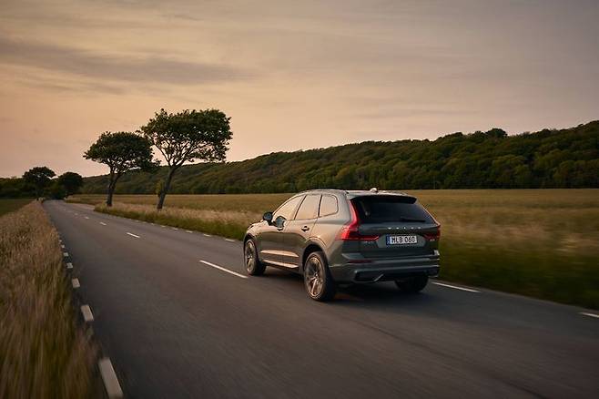 볼보 'XC60' 주행 모습 (사진=볼보자동차코리아) *재판매 및 DB 금지