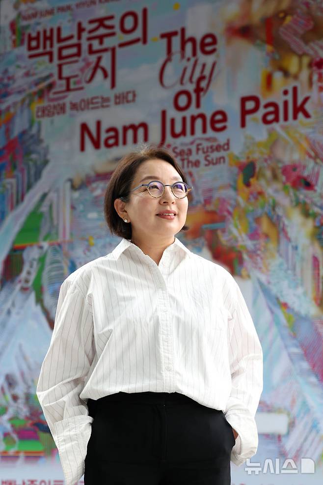 [용인=뉴시스] 박진희 기자 = 박남희 백남준아트센터 관장이 지난 1일 경기 용인시 백남준아트센터에서 인터뷰 하고 있다. 2025.08.04. pak7130@newsis.com