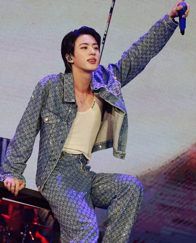 방탄소년단 진, 'TMA 베스트 뮤직 - 여름' 1위