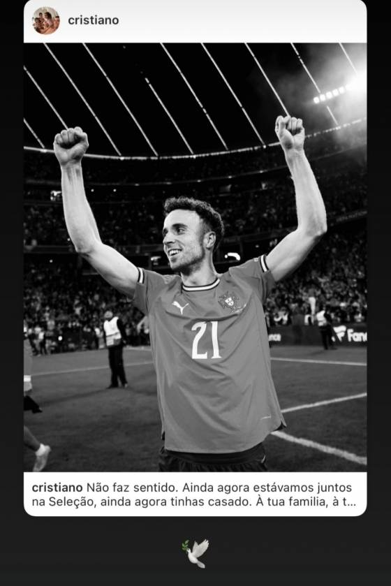 지오구 조타의 죽음을 추모한 크리스티아누 호날두.  /사진=크리스티아누 호날두 개인 사회관계망서비스(SNS)